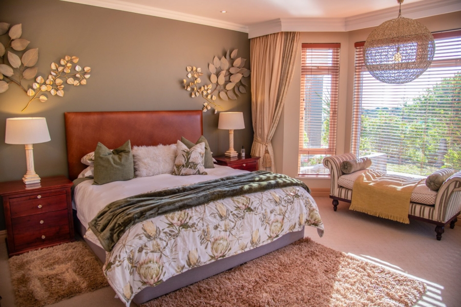 4 Bedroom Property for Sale in Pezula Golf Estate Western Cape